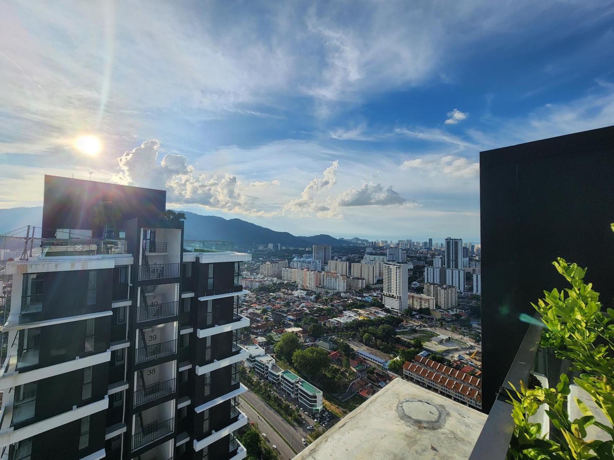 Urban Suites - Penang Jelutong Extérieur photo